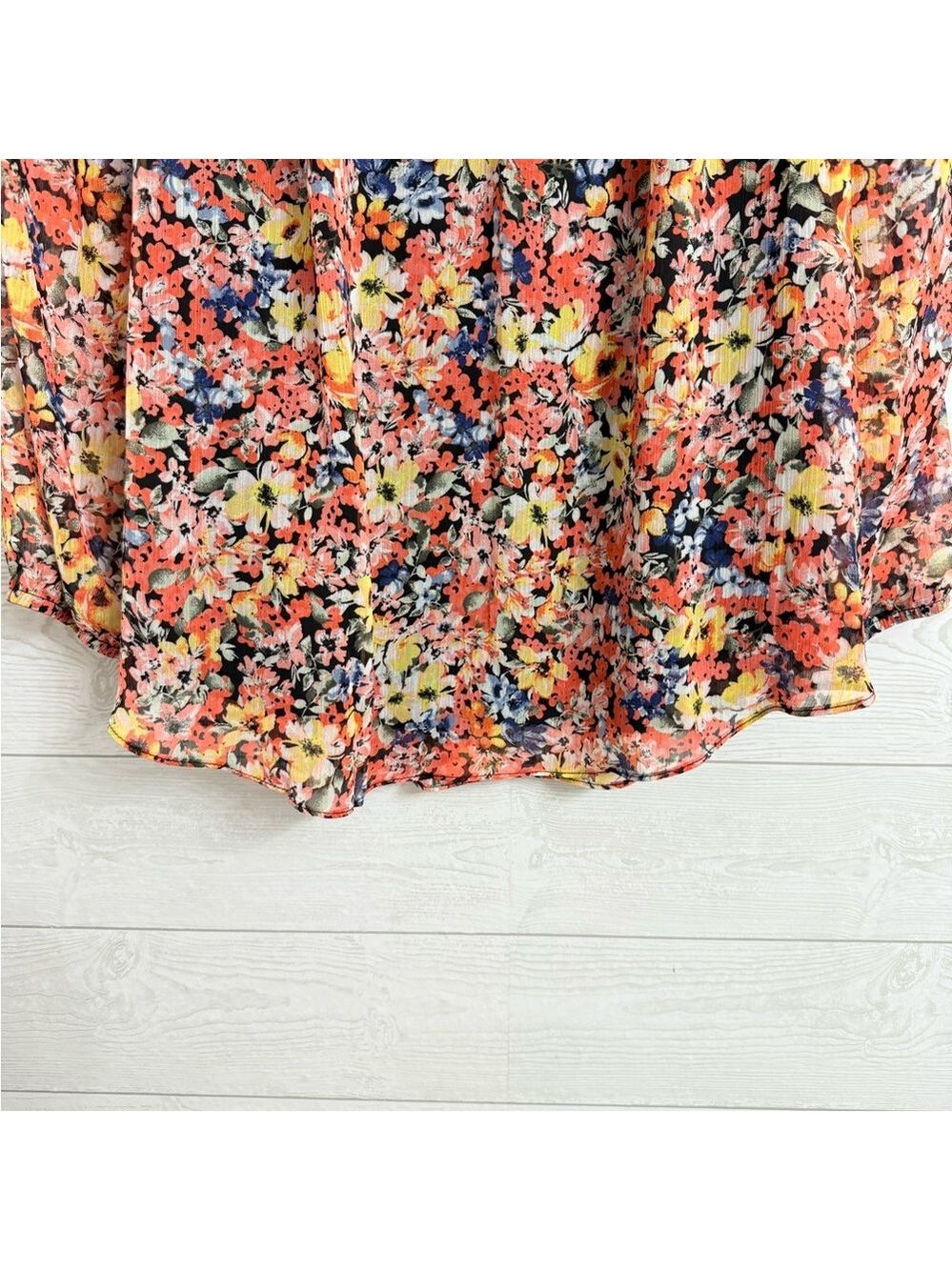 BCX Women’s Peach Floral Sheer Boho Blouse Top. Size L - Picture 5 of 7